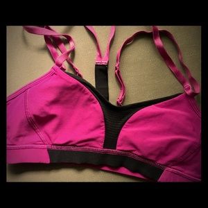 Lululemon sports bra